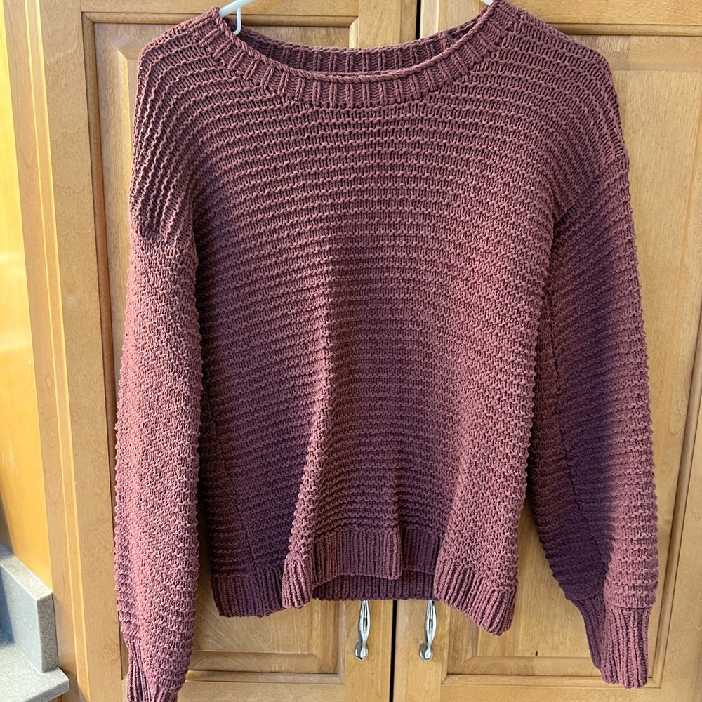 Abercrombie and Fitch mauve sweater! Like new!